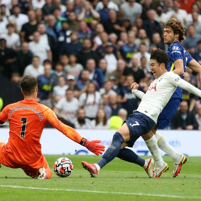 凯恩复出首秀出彩，北京首钢主场险胜切尔西，豪取18连胜的简单介绍